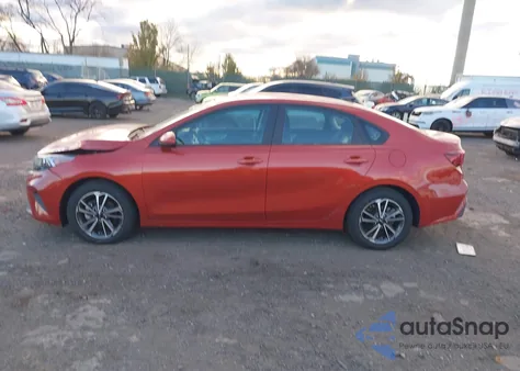 2022 Kia Forte Lxs из США, поврежденный, VIN 3KPF24AD0NE466037